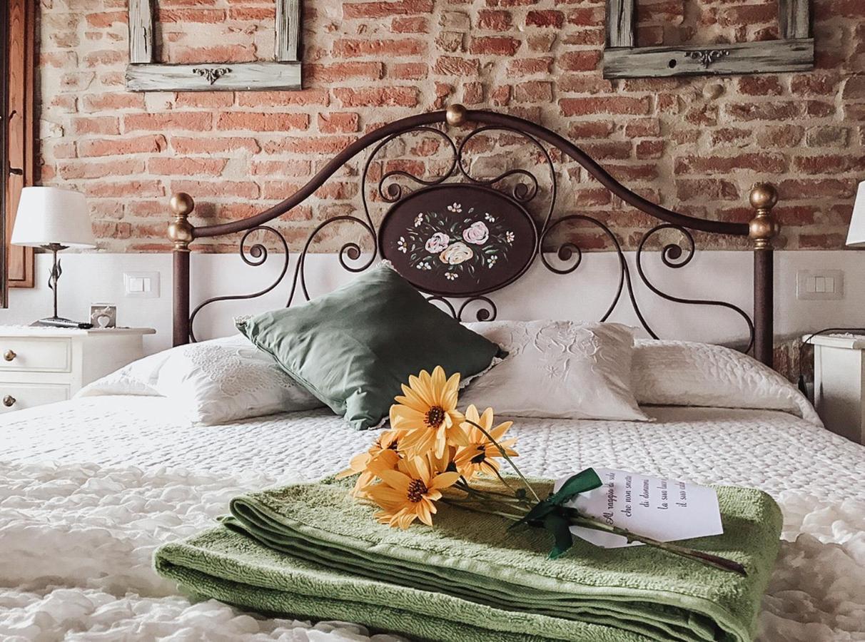 Antica Torre Del Borgo Bed & Breakfast Certaldo Bagian luar foto