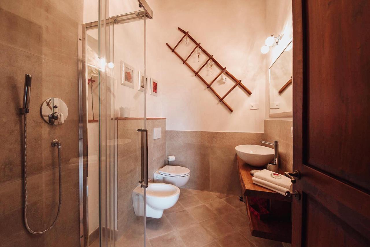 Antica Torre Del Borgo Bed & Breakfast Certaldo Bagian luar foto