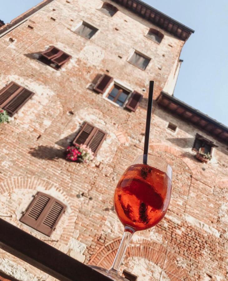 Antica Torre Del Borgo Bed & Breakfast Certaldo Bagian luar foto