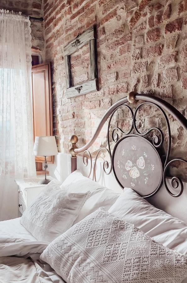Antica Torre Del Borgo Bed & Breakfast Certaldo Bagian luar foto