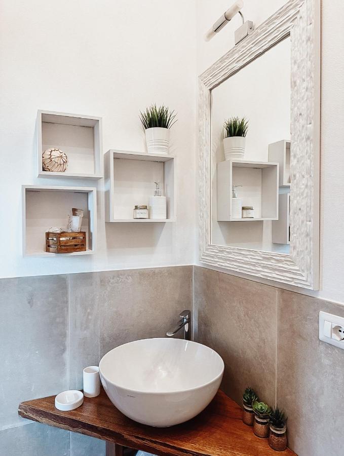 Antica Torre Del Borgo Bed & Breakfast Certaldo Bagian luar foto