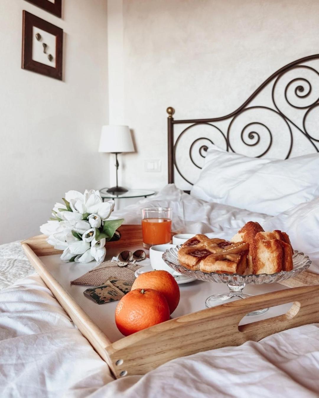 Antica Torre Del Borgo Bed & Breakfast Certaldo Bagian luar foto