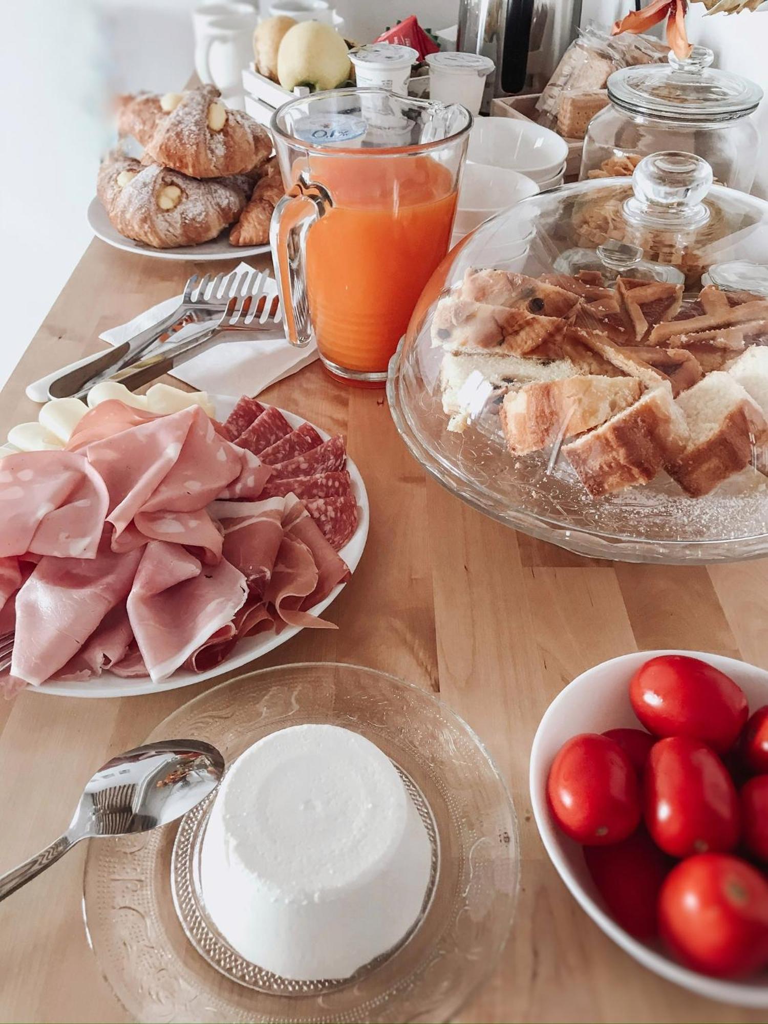Antica Torre Del Borgo Bed & Breakfast Certaldo Bagian luar foto