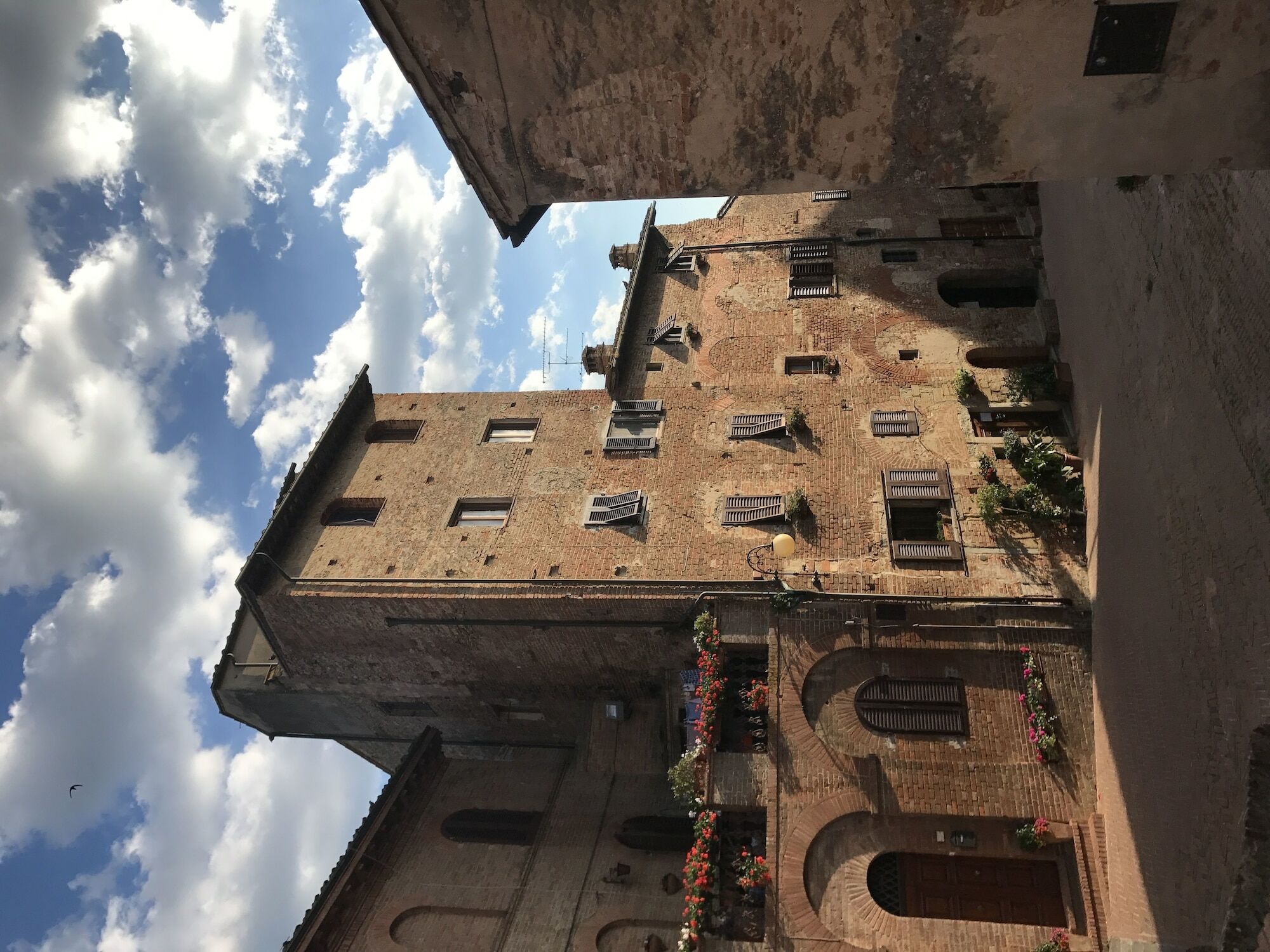 Antica Torre Del Borgo Bed & Breakfast Certaldo Bagian luar foto